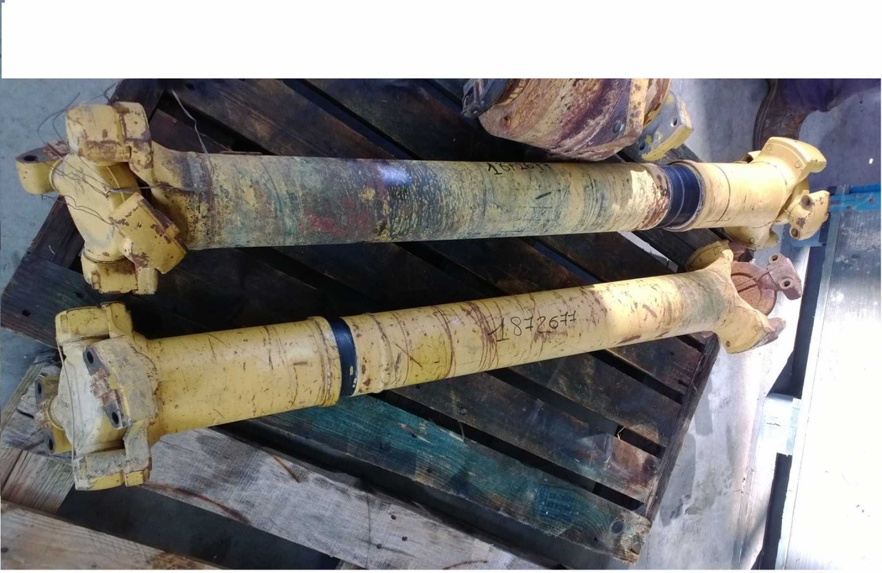 Caterpillar 735 ALBERO TRASMISSIONE - Palier para Maquinaria de construcción: foto 1 Caterpillar 735 ALBERO TRASMISSIONE - Palier para Maquinaria de construcción: foto 1