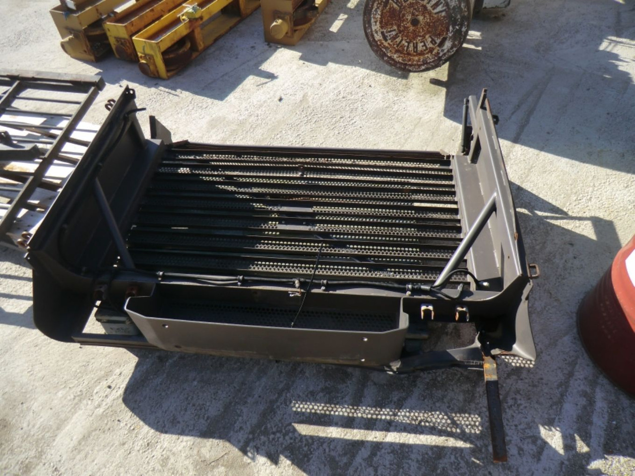 VOLVO L330E GRIGLIA - Parrilla para Maquinaria de construcción: foto 5 VOLVO L330E GRIGLIA - Parrilla para Maquinaria de construcción: foto 5