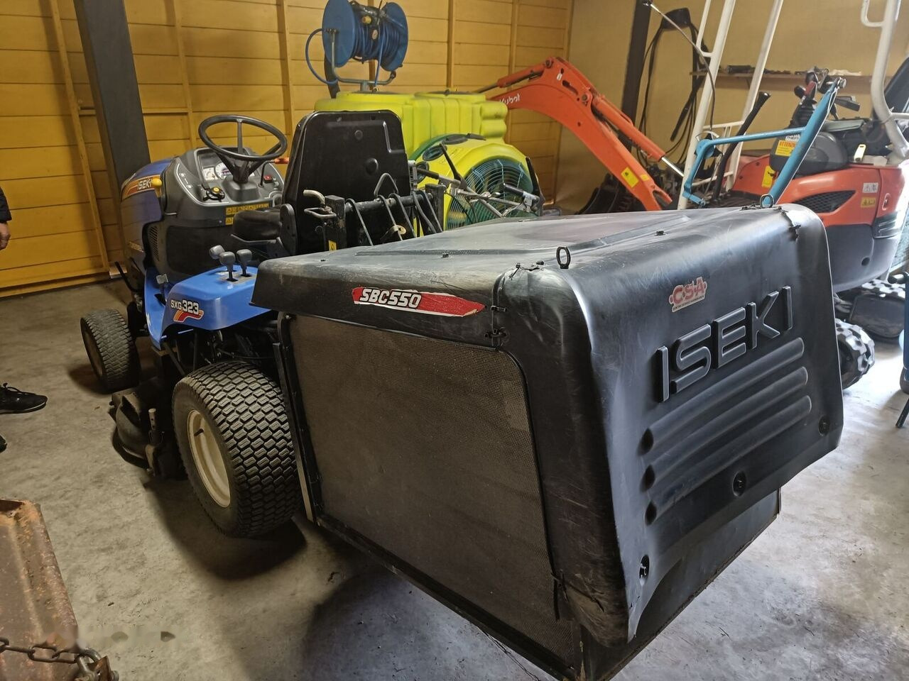 Iseki SXG323H - Cortacésped: foto 5 Iseki SXG323H - Cortacésped: foto 5