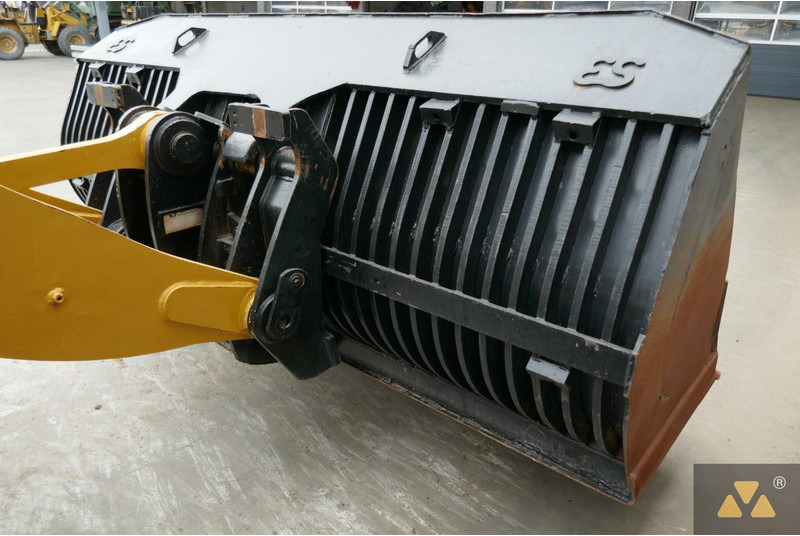 Cargadora de ruedas Caterpillar 938K: foto 17 Cargadora de ruedas Caterpillar 938K: foto 17