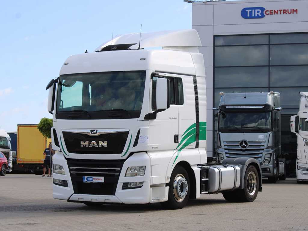 MAN TGX 18.460, LOWDECK, EURO 6, NAVIGATION, INDEPENDENT AIR CONDITIONING - Cabeza tractora: foto 1 MAN TGX 18.460, LOWDECK, EURO 6, NAVIGATION, INDEPENDENT AIR CONDITIONING - Cabeza tractora: foto 1