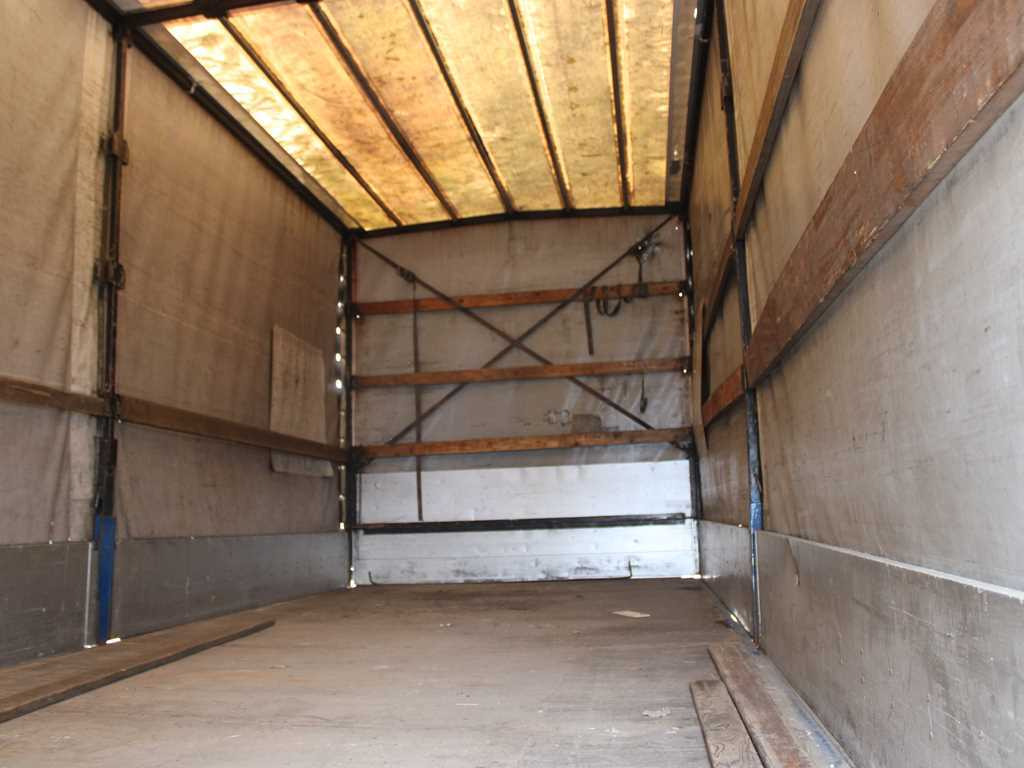 Camión lona Iveco EUROCARGO 75E18, EURO 4, PNEU 80%: foto 6 Camión lona Iveco EUROCARGO 75E18, EURO 4, PNEU 80%: foto 6