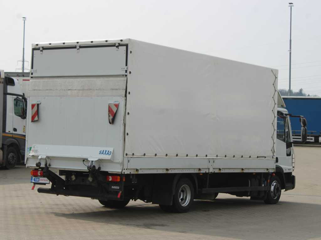 Iveco EUROCARGO 75E21, EURO 6, SIDE BOARD, HYDRAULIC FRONT, TIRES 80% - Camión lona: foto 4 Iveco EUROCARGO 75E21, EURO 6, SIDE BOARD, HYDRAULIC FRONT, TIRES 80% - Camión lona: foto 4