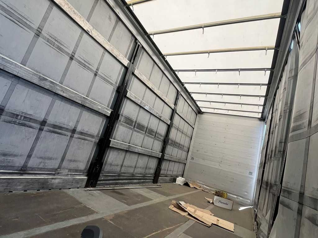 Mercedes-Benz Actros 2542, 6X2 - Camión lona: foto 5 Mercedes-Benz Actros 2542, 6X2 - Camión lona: foto 5