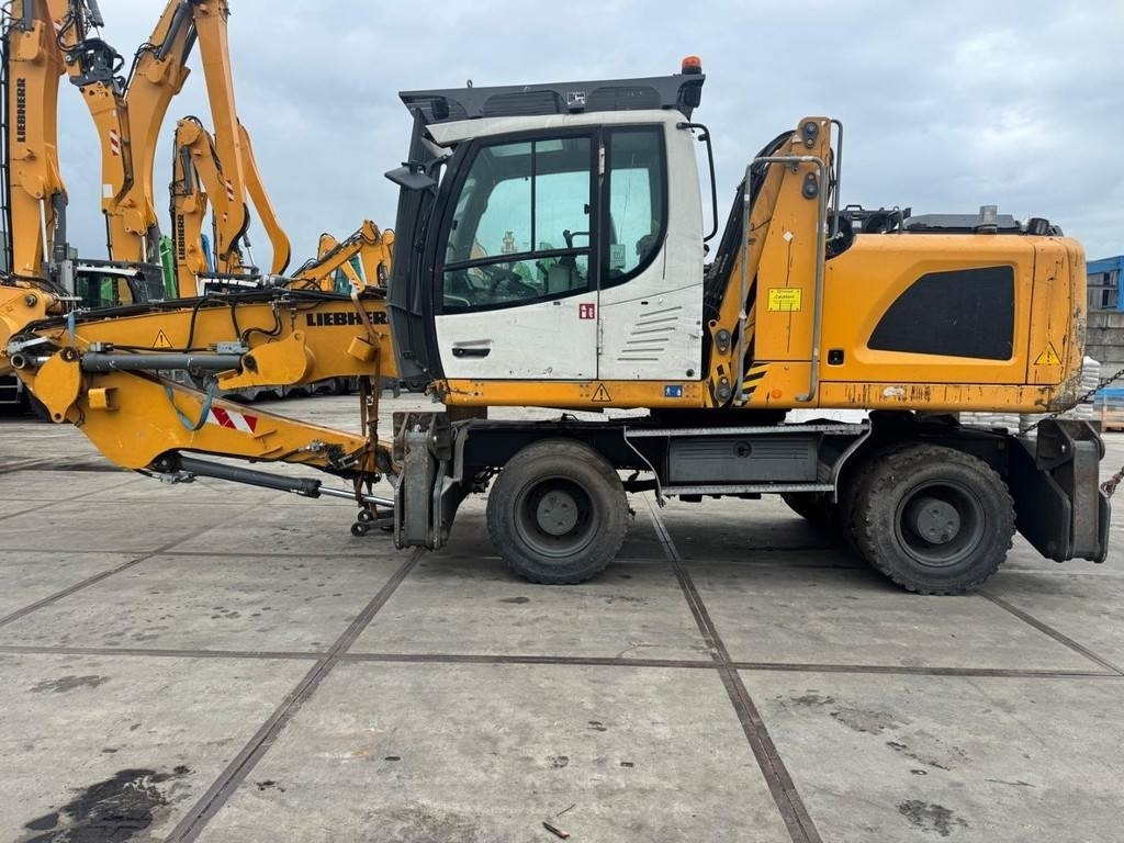 Liebherr LH 22 M - Manipulador de materiales: foto 1 Liebherr LH 22 M - Manipulador de materiales: foto 1