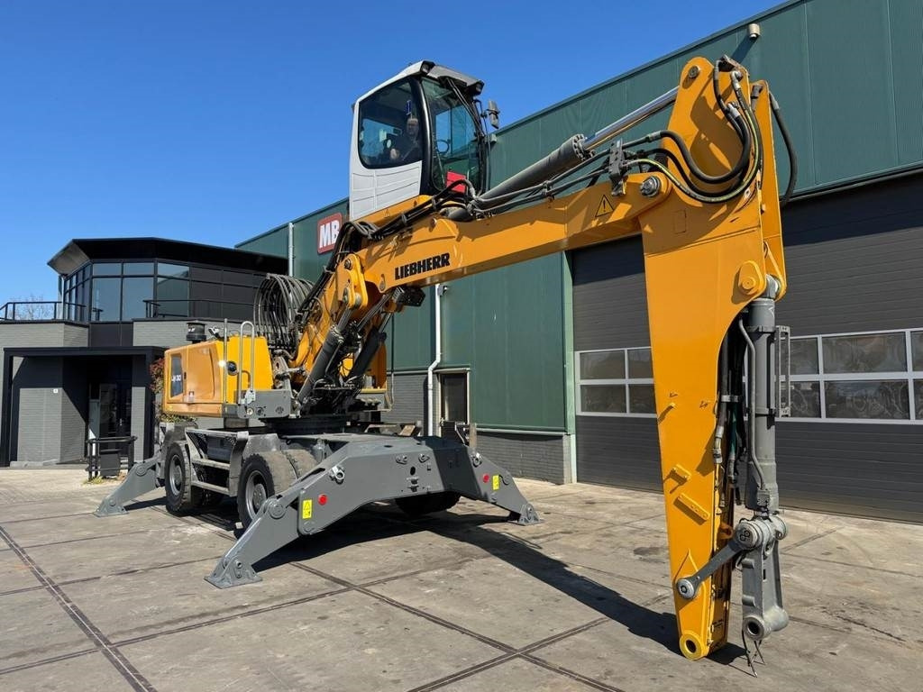 Manipulador de materiales Liebherr LH 30 M: foto 6