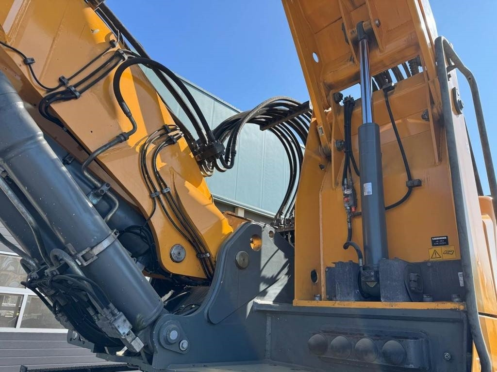 Manipulador de materiales Liebherr LH 30 M: foto 16