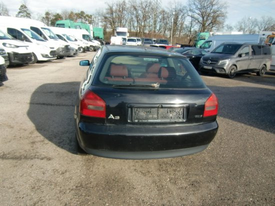 Audi A3 Limousine 1,9 TDI Ersatzteilträger - Coche: foto 4 Audi A3 Limousine 1,9 TDI Ersatzteilträger - Coche: foto 4