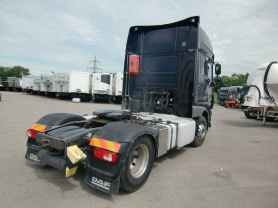DAF XF 460 SSC, Automatik, EURO6, Standklima Kipphydraulik - Cabeza tractora: foto 4 DAF XF 460 SSC, Automatik, EURO6, Standklima Kipphydraulik - Cabeza tractora: foto 4