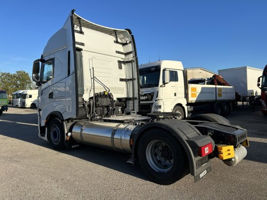 Iveco Stralis 460 Gas, 2 LNG-Tanks, Retarder, Leder - Cabeza tractora: foto 4 Iveco Stralis 460 Gas, 2 LNG-Tanks, Retarder, Leder - Cabeza tractora: foto 4