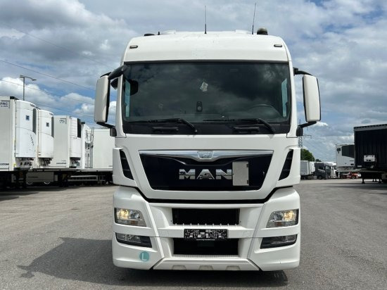 MAN TGX 18.440 XLX Low Deck, Retarder, Standklima, Euro 6, - Cabeza tractora: foto 2 MAN TGX 18.440 XLX Low Deck, Retarder, Standklima, Euro 6, - Cabeza tractora: foto 2