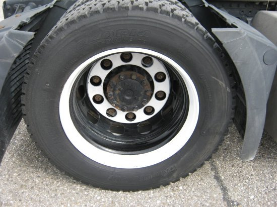 Cabeza tractora MAN TGX 18.440 XXL Low Deck, Retarder, Standklima, Euro 6,: foto 11 Cabeza tractora MAN TGX 18.440 XXL Low Deck, Retarder, Standklima, Euro 6,: foto 11