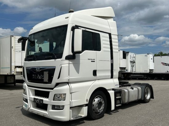 MAN TGX 18.440 XXL Low Deck, Retarder, Standklima, Euro 6, - Cabeza tractora: foto 1 MAN TGX 18.440 XXL Low Deck, Retarder, Standklima, Euro 6, - Cabeza tractora: foto 1