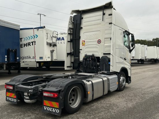 Volvo FH 500 E6, Low Deck, I-Shift, Voll-Luft, Standklima - Cabeza tractora: foto 3 Volvo FH 500 E6, Low Deck, I-Shift, Voll-Luft, Standklima - Cabeza tractora: foto 3