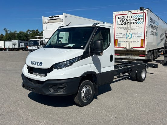 Iveco Daily 40 - 180 Fahrgestell, E6 Ohne Motor/Ohne Getriebe - Camión chasis: foto 1 Iveco Daily 40 - 180 Fahrgestell, E6 Ohne Motor/Ohne Getriebe - Camión chasis: foto 1
