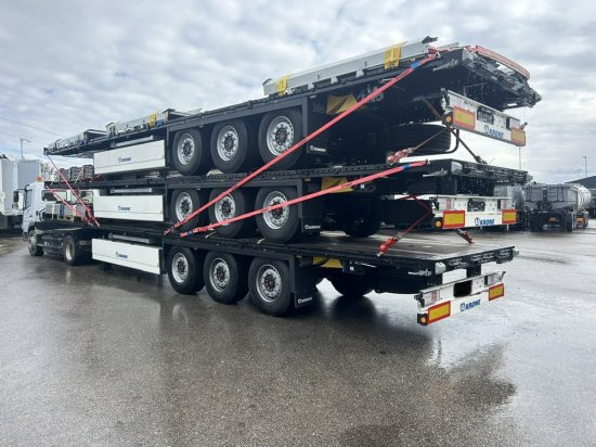 Krone Bordwandplanenauflieger , Einsteckrungen, Liftachse, SAF-Achsen, - Semirremolque lona: foto 4 Krone Bordwandplanenauflieger , Einsteckrungen, Liftachse, SAF-Achsen, - Semirremolque lona: foto 4