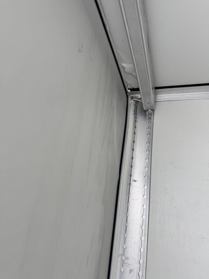 Krone Cool Liner, Thermo King SLX 300 , kleiner Schaden links hinten - Semirremolque isotérmico: foto 5 Krone Cool Liner, Thermo King SLX 300 , kleiner Schaden links hinten - Semirremolque isotérmico: foto 5