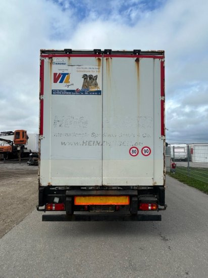 Krone SD-K Kofferauflieger, Liftachse, SAF - Semirremolque caja cerrada: foto 4 Krone SD-K Kofferauflieger, Liftachse, SAF - Semirremolque caja cerrada: foto 4