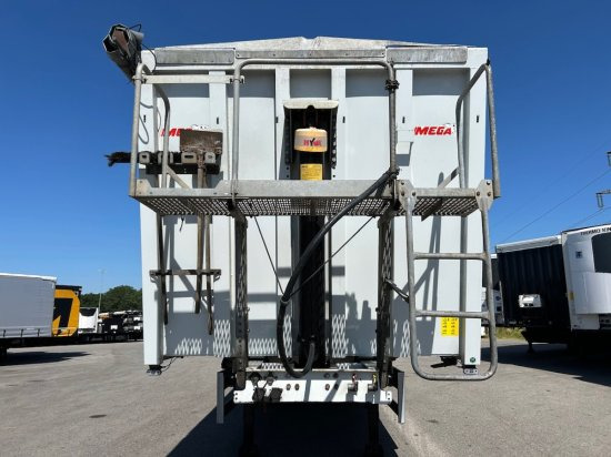 MEGA Light Alu-Kippmulde 55m³, Kombiklappe, SAF-Achsen, 1-A Liftachse, Rollplane - Semirremolque volquete: foto 2 MEGA Light Alu-Kippmulde 55m³, Kombiklappe, SAF-Achsen, 1-A Liftachse, Rollplane - Semirremolque volquete: foto 2