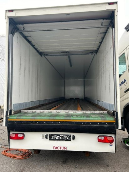 Pacton TRD 345, 3-Achs Rollboden, Kofferauflieger, Förderband, 2xLenkachse! - Semirremolque caja cerrada: foto 5 Pacton TRD 345, 3-Achs Rollboden, Kofferauflieger, Förderband, 2xLenkachse! - Semirremolque caja cerrada: foto 5
