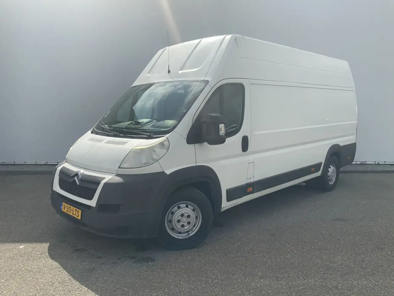 Citroen Jumper 35 2.2 HDI L4H3 Maxi (motor lampje brand !!) Airco - Furgón: foto 1 Citroen Jumper 35 2.2 HDI L4H3 Maxi (motor lampje brand !!) Airco - Furgón: foto 1
