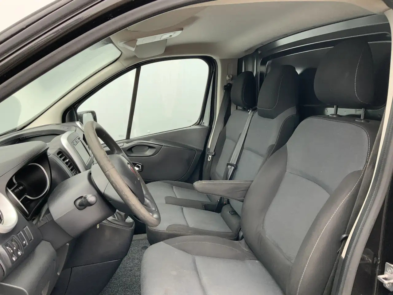 Fiat Talento 1.6 MJ EcoJet L2H1 Airco Cruise 3 Zits Navi Trekha - Furgón: foto 4 Fiat Talento 1.6 MJ EcoJet L2H1 Airco Cruise 3 Zits Navi Trekha - Furgón: foto 4