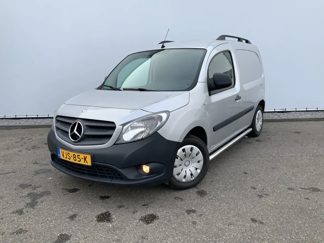 Furgoneta pequeña Mercedes-Benz Citan 109 CDI BlueEFFICIENCY Business Ambition Airco Tre: foto 1