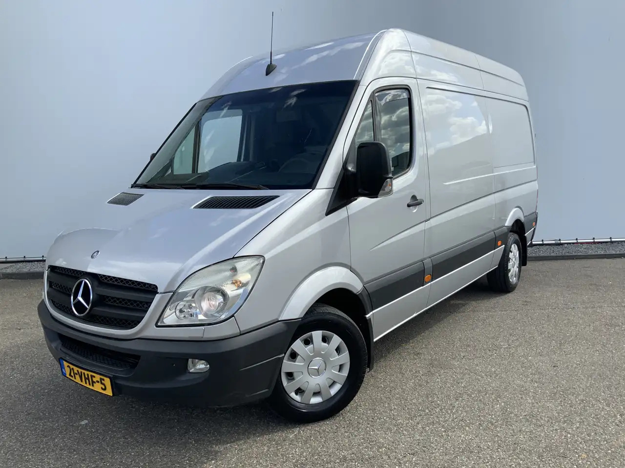 Mercedes-Benz Sprinter 318 3.0 CDI 366 L2 H2 Automaat Airco Cruise Camera - Furgón: foto 1 Mercedes-Benz Sprinter 318 3.0 CDI 366 L2 H2 Automaat Airco Cruise Camera - Furgón: foto 1