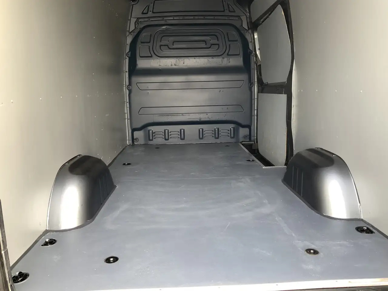 Mercedes-Benz Sprinter 319 3.0 cdi Autom.L2H2 Airco Cruise 3 Zits MBux 10 - Furgón: foto 3 Mercedes-Benz Sprinter 319 3.0 cdi Autom.L2H2 Airco Cruise 3 Zits MBux 10 - Furgón: foto 3