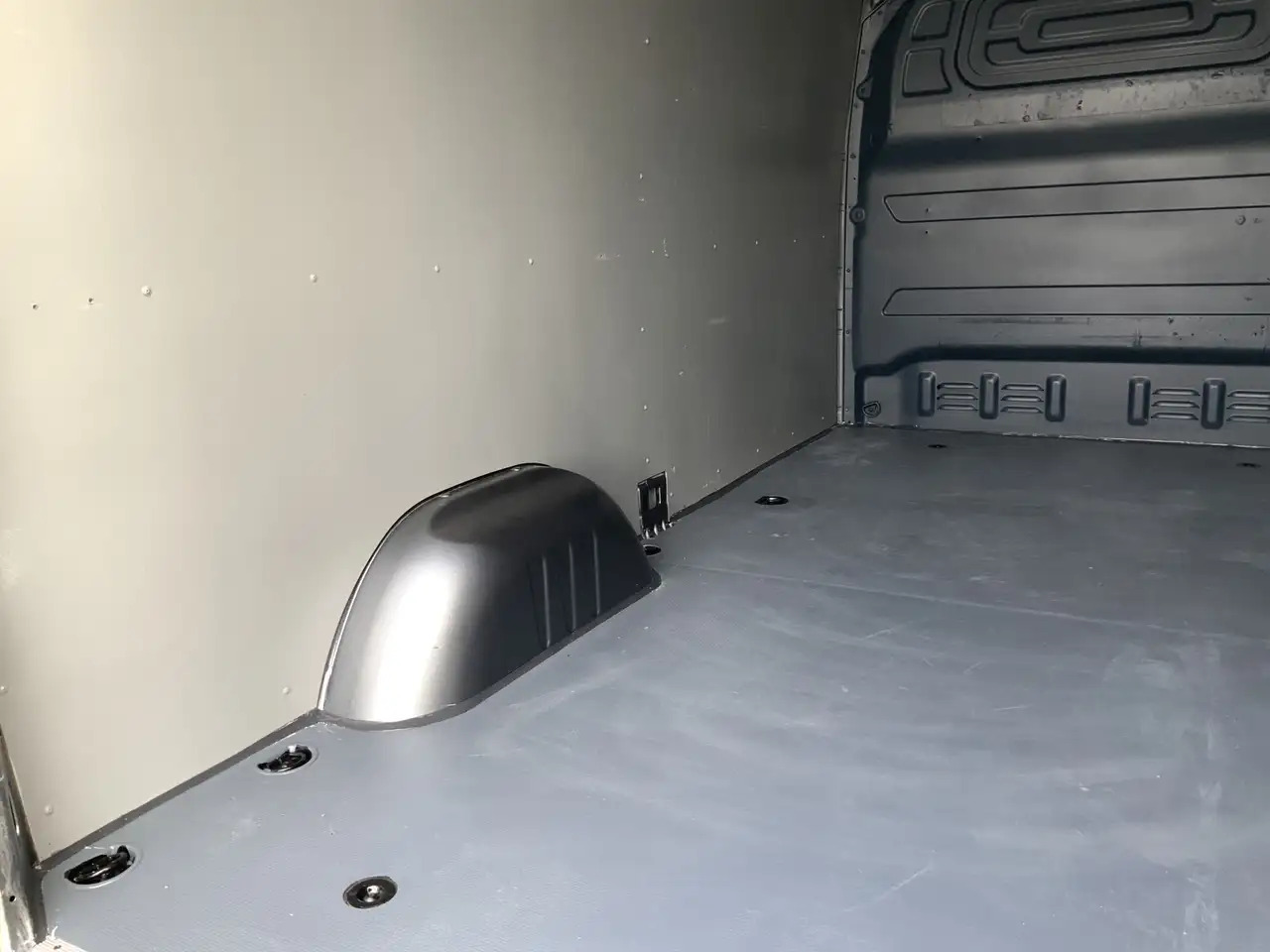 Mercedes-Benz Sprinter 319 3.0 cdi Autom.L2H2 Airco Cruise 3 Zits MBux 10 - Furgón: foto 4 Mercedes-Benz Sprinter 319 3.0 cdi Autom.L2H2 Airco Cruise 3 Zits MBux 10 - Furgón: foto 4