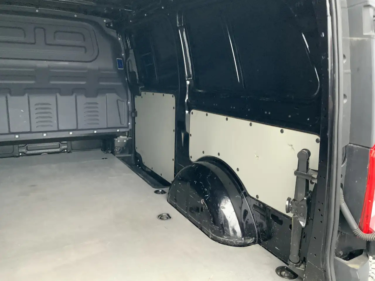 Leasing de Mercedes-Benz Vito 114 CDI Lang L2 H1 3 Zits Airco Cruise Euro 5 Mercedes-Benz Vito 114 CDI Lang L2 H1 3 Zits Airco Cruise Euro 5: foto 15