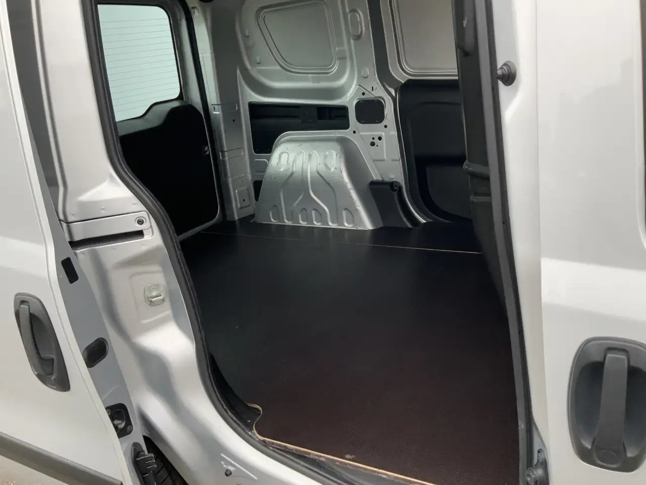 Leasing de Opel Combo 1.3 CDTi L1H1 Edition Airco Euro 6 Opel Combo 1.3 CDTi L1H1 Edition Airco Euro 6: foto 18
