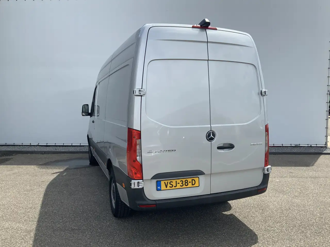 Mercedes-Benz Sprinter 315 1.9 CDI L2H2 Automaat 3 Zits Airco Navi Camera - Otros maquinaria: foto 4 Mercedes-Benz Sprinter 315 1.9 CDI L2H2 Automaat 3 Zits Airco Navi Camera - Otros maquinaria: foto 4