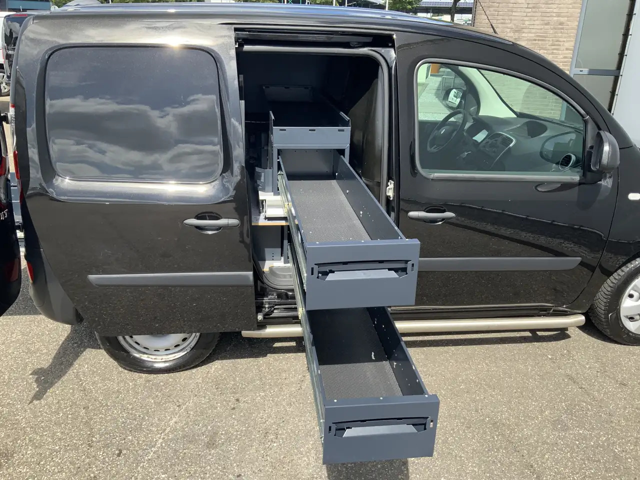 Renault Kangoo 1.5 dCi 90 Energy Comfort Plus .Sortimo Kasten Com - Otros maquinaria: foto 5 Renault Kangoo 1.5 dCi 90 Energy Comfort Plus .Sortimo Kasten Com - Otros maquinaria: foto 5