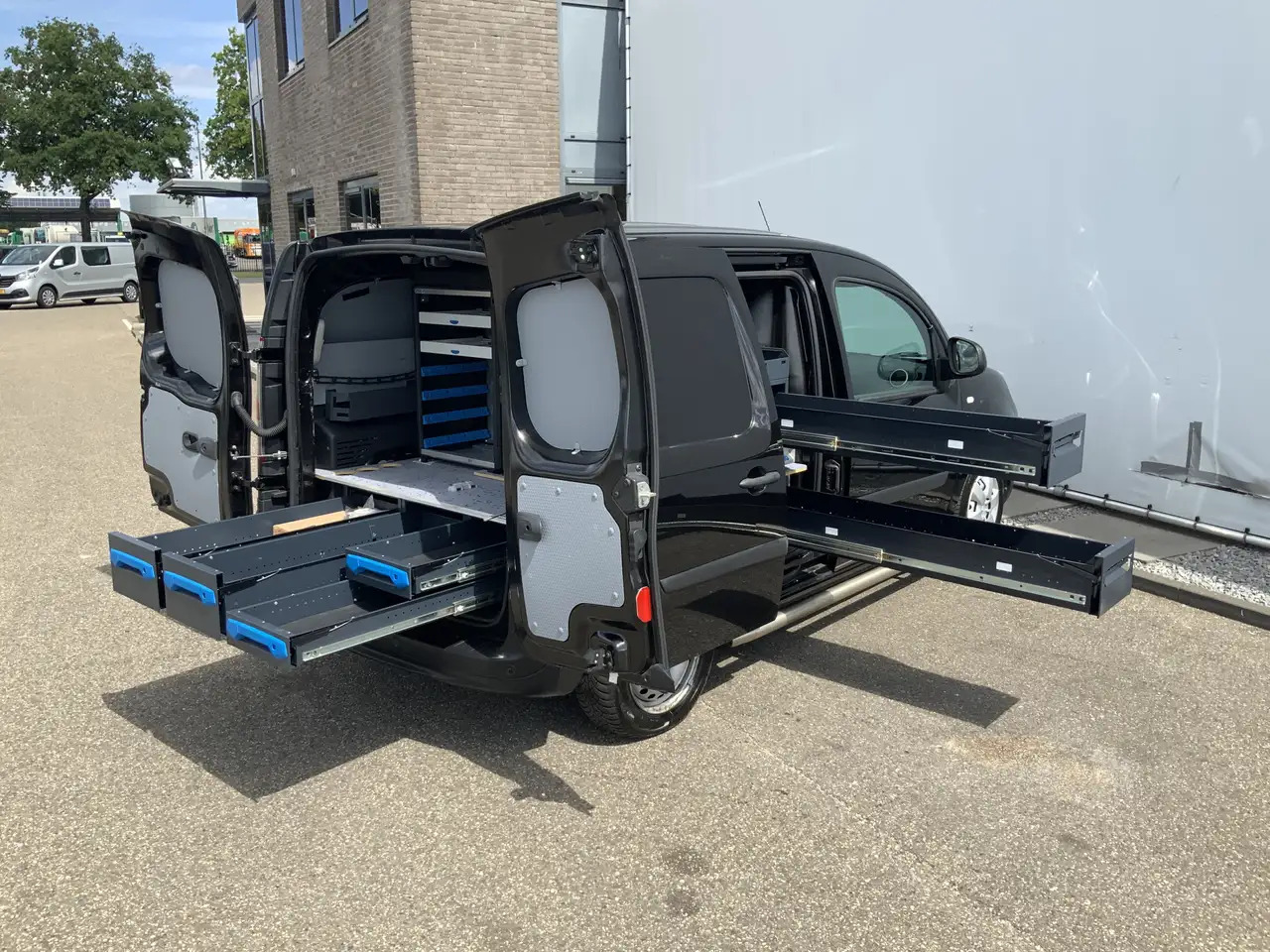 Renault Kangoo 1.5 dCi 90 Energy Comfort Plus .Sortimo Kasten Com - Otros maquinaria: foto 4 Renault Kangoo 1.5 dCi 90 Energy Comfort Plus .Sortimo Kasten Com - Otros maquinaria: foto 4