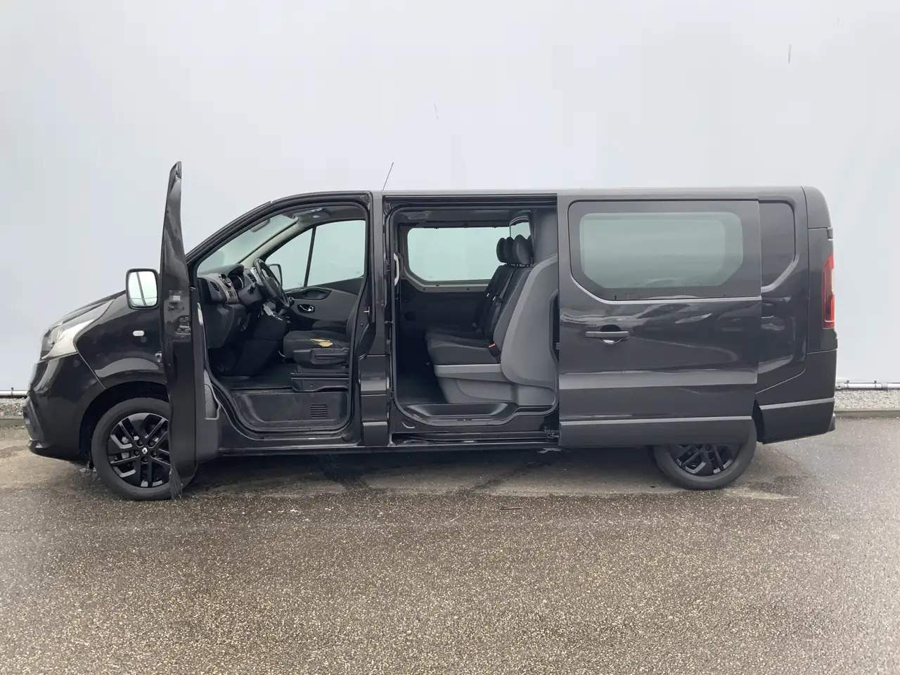 Renault Trafic 1.6 dCi T29 L2H1 Dub Cab 5 Zits Airco Cruise Navi - Otros maquinaria: foto 4 Renault Trafic 1.6 dCi T29 L2H1 Dub Cab 5 Zits Airco Cruise Navi - Otros maquinaria: foto 4