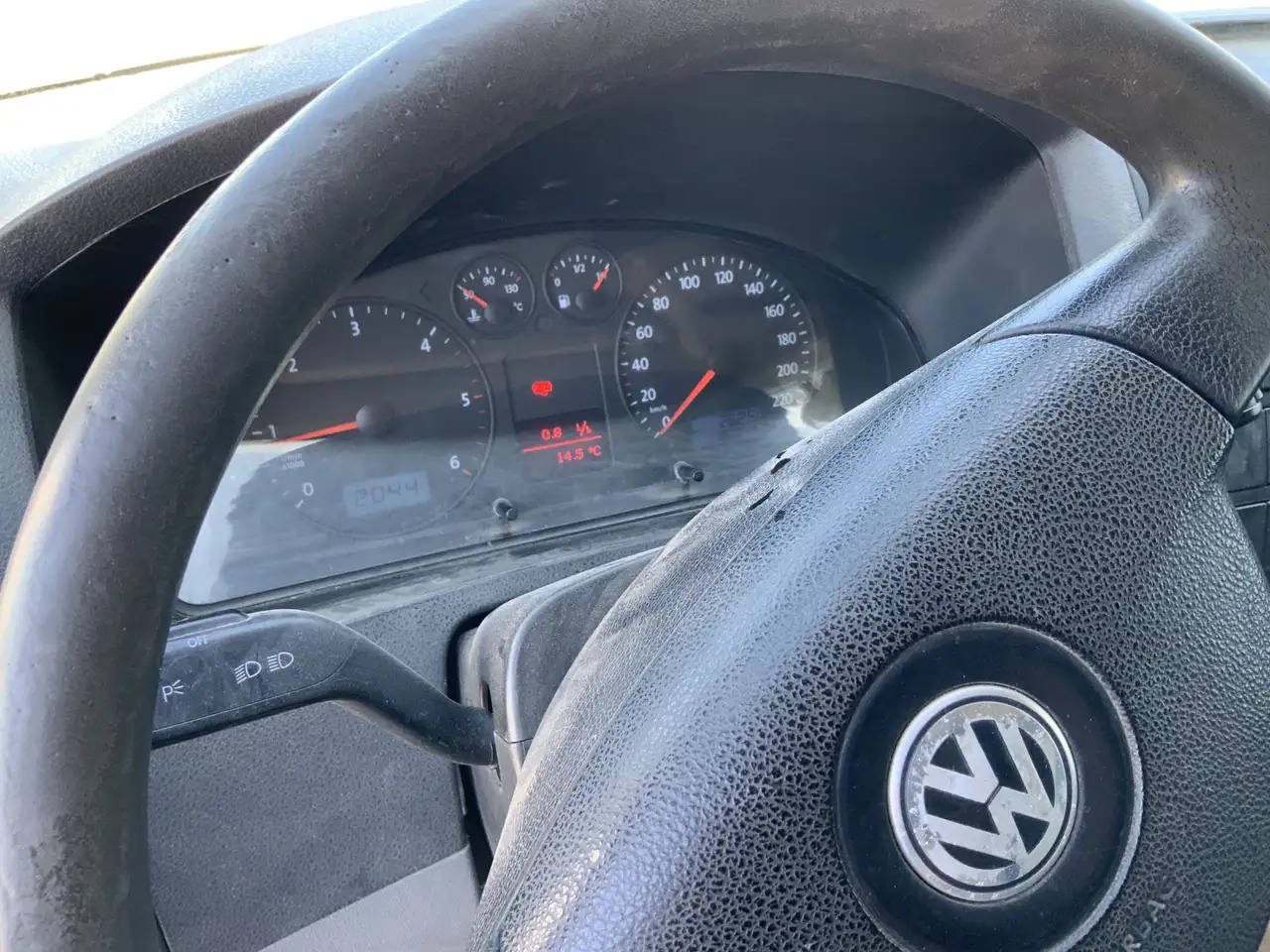 Volkswagen T5 Transporter 1.9 TDI 340 MHD (Versnellingsbak Defekt !!)Airco 3 - Furgón: foto 4 Volkswagen T5 Transporter 1.9 TDI 340 MHD (Versnellingsbak Defekt !!)Airco 3 - Furgón: foto 4