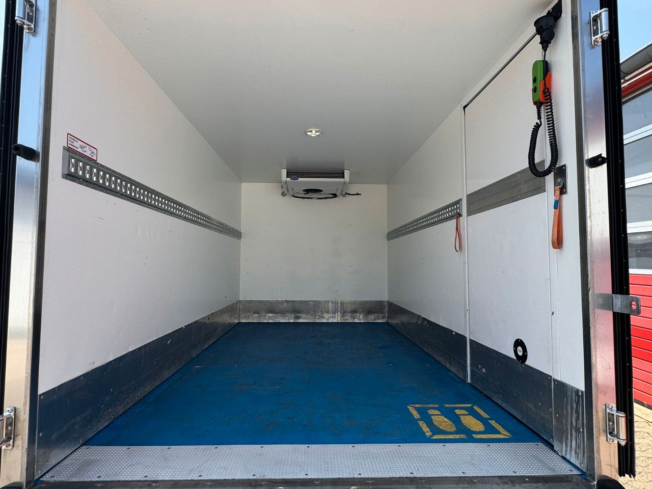 Furgoneta frigorifica Iveco Daily 35C16 Tiefkühlkoffer Carrier Pulsor350 LWB: foto 10