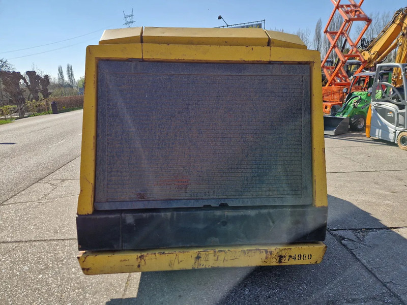 Atlas-Copco XAS350DD - Compresor de aire: foto 4 Atlas-Copco XAS350DD - Compresor de aire: foto 4