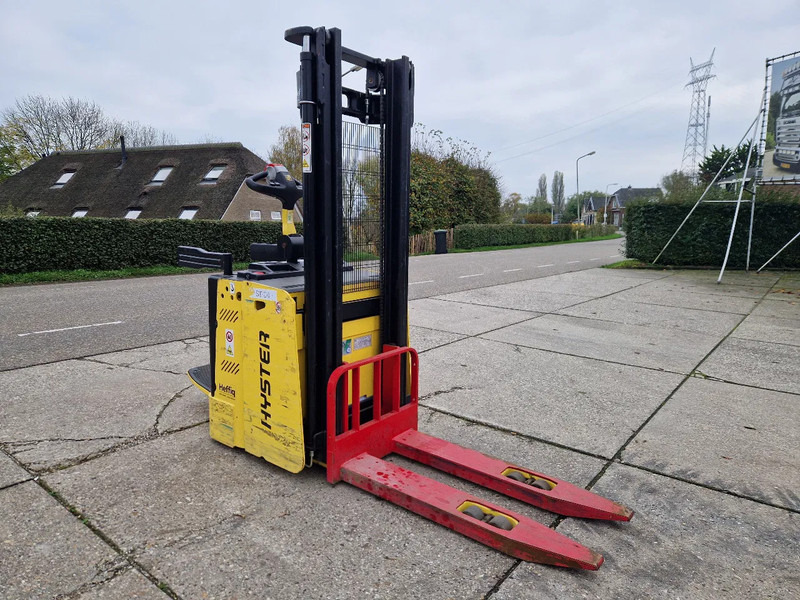 Hyster S1.5S elektrische stapelaar hefhoogte 3.17m. - Apilador: foto 2 Hyster S1.5S elektrische stapelaar hefhoogte 3.17m. - Apilador: foto 2