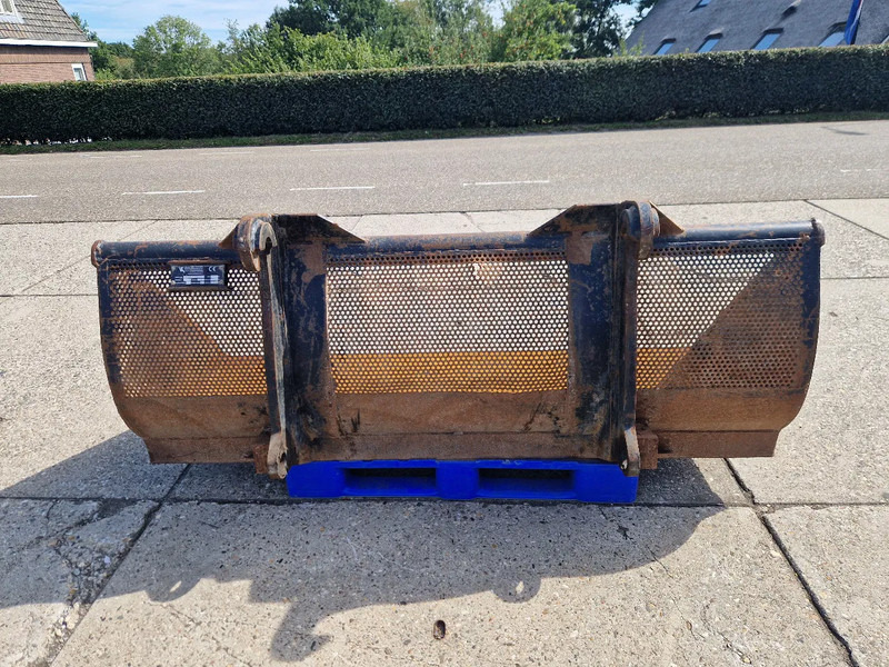 Jeroen van Leeuwen schepbak voor Volvo L30/L35 - Cazo para Maquinaria de construcción: foto 2 Jeroen van Leeuwen schepbak voor Volvo L30/L35 - Cazo para Maquinaria de construcción: foto 2