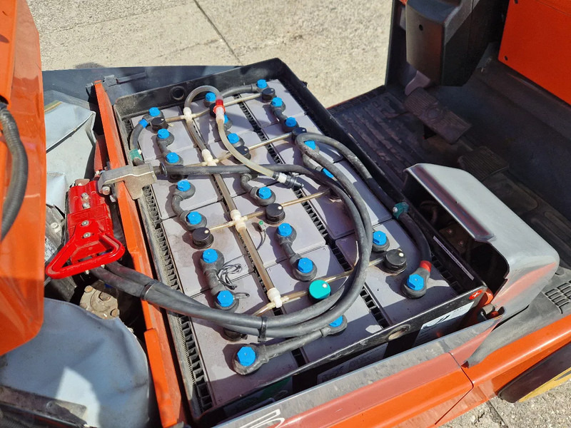 Toyota 1500 kg. elektrisch hefhoogte 5.00m. - Carretilla elevadora eléctrica: foto 5 Toyota 1500 kg. elektrisch hefhoogte 5.00m. - Carretilla elevadora eléctrica: foto 5