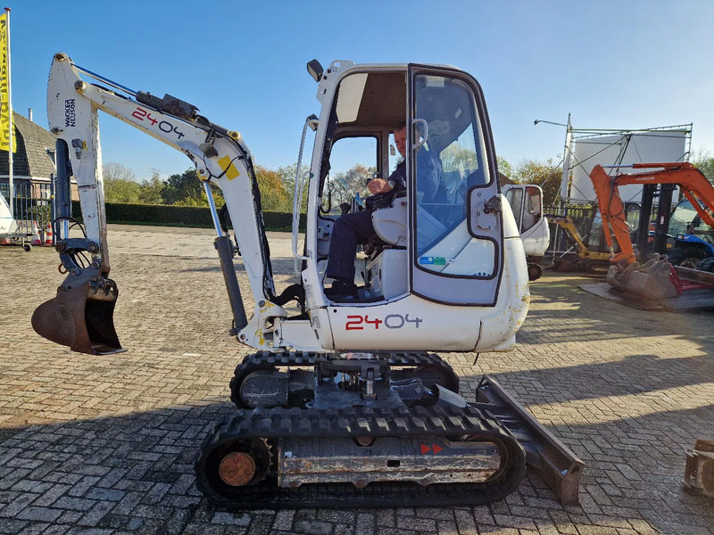 Leasing de WACKER NEUSON 2404RD met nivelleersysteem, mountain proof WACKER NEUSON 2404RD met nivelleersysteem, mountain proof: foto 18 Leasing de WACKER NEUSON 2404RD met nivelleersysteem, mountain proof WACKER NEUSON 2404RD met nivelleersysteem, mountain proof: foto 18