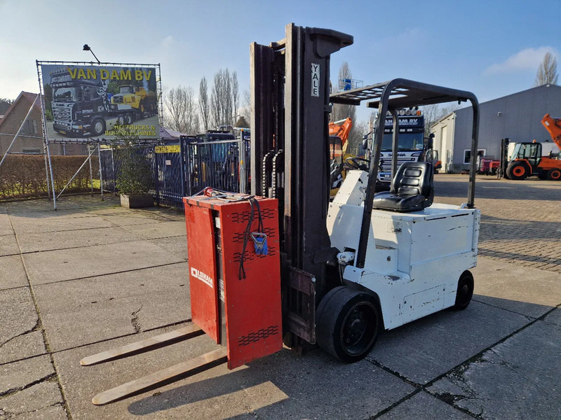 Yale 4.5 ton elektrisch triplomast - Carretilla elevadora eléctrica: foto 1 Yale 4.5 ton elektrisch triplomast - Carretilla elevadora eléctrica: foto 1