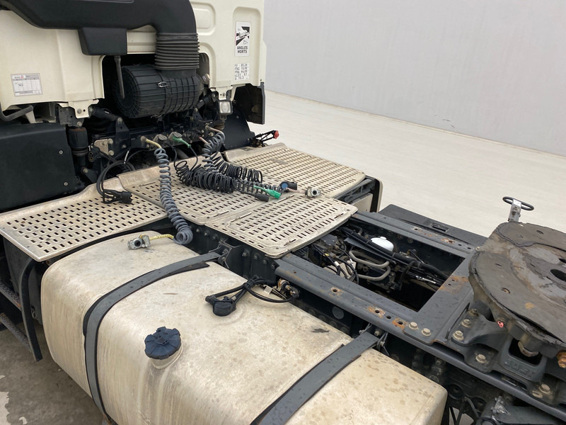 Cabeza tractora DAF CF 460: foto 7