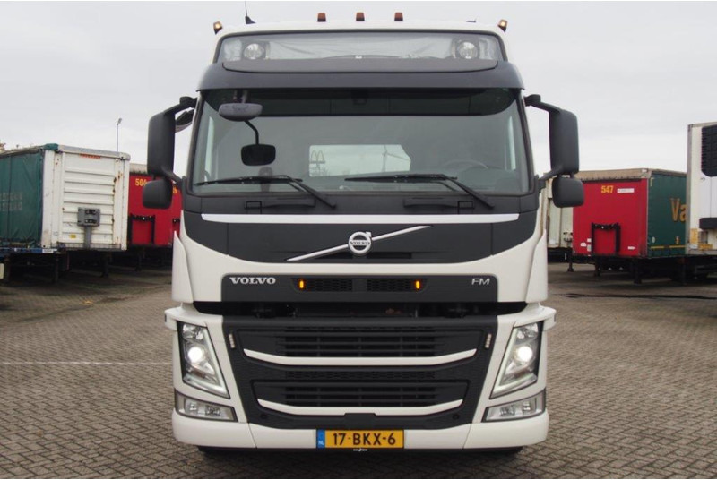 Volvo FM 410 Globetrotter - Cabeza tractora: foto 2 Volvo FM 410 Globetrotter - Cabeza tractora: foto 2