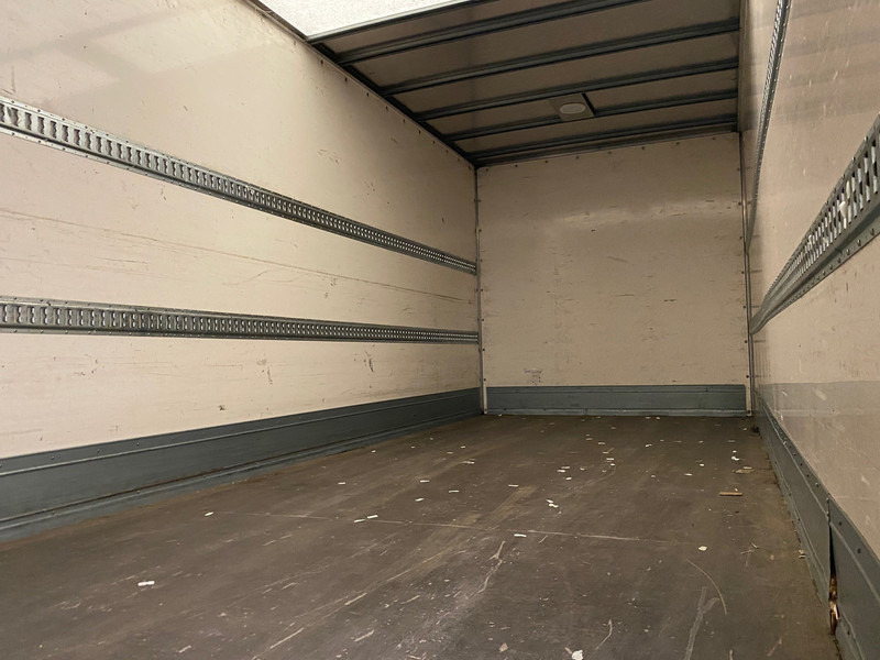 Camión caja cerrada DAF CF 310: foto 13 Camión caja cerrada DAF CF 310: foto 13