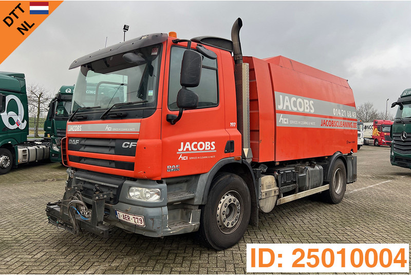 DAF CF75.250 - Barredora vial: foto 1 DAF CF75.250 - Barredora vial: foto 1