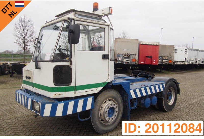 DAF RORO Terminal tractor TT13050H - Tractor industrial: foto 1 DAF RORO Terminal tractor TT13050H - Tractor industrial: foto 1