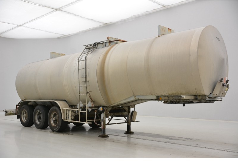 Fruehauf Bitumen tank trailer - Semirremolque cisterna: foto 3 Fruehauf Bitumen tank trailer - Semirremolque cisterna: foto 3
